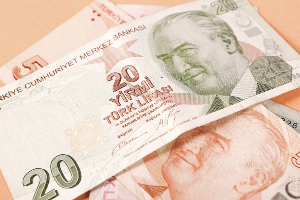 Lira turecka